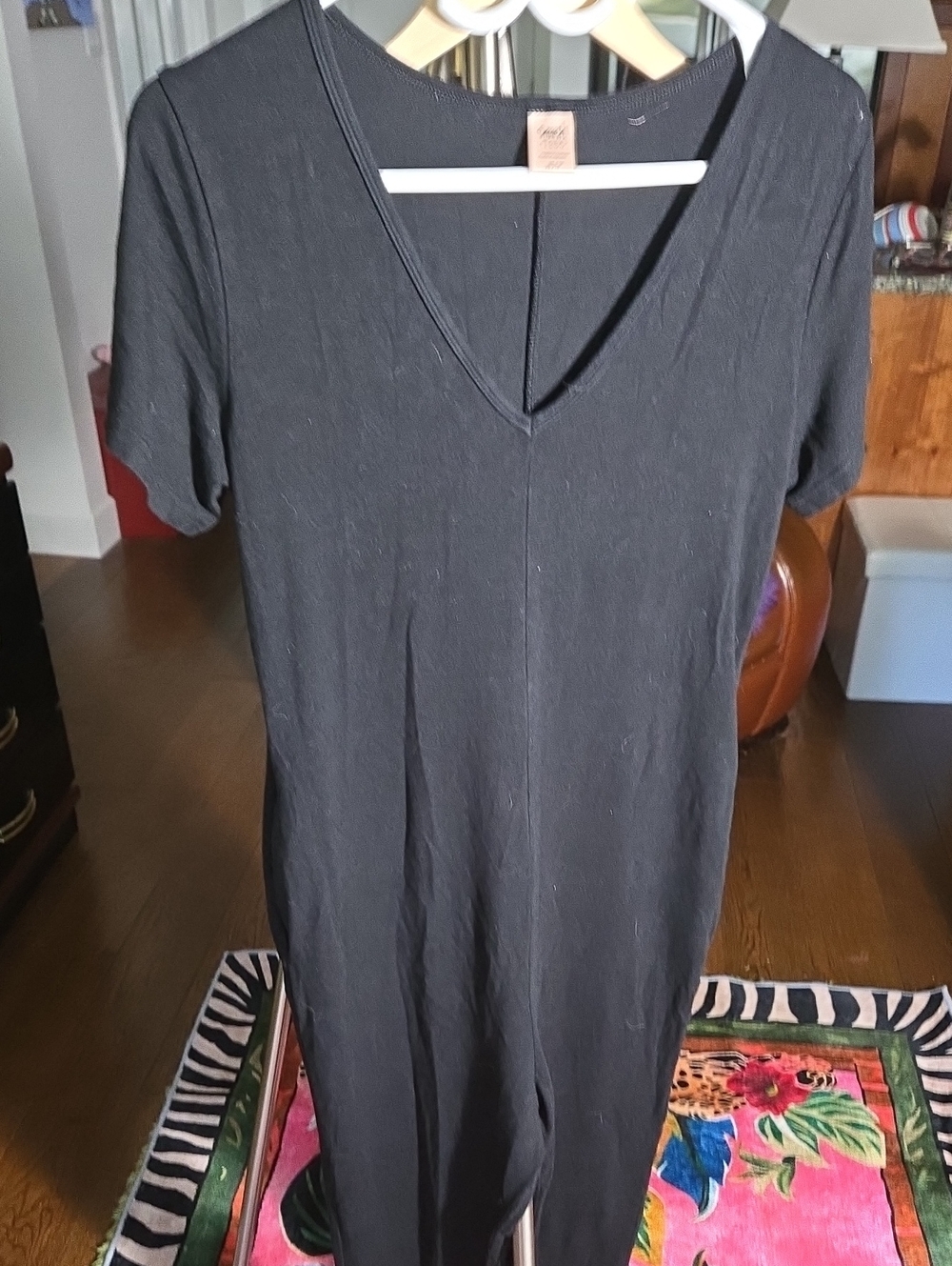 Smash + Tess Black V-Neck Short Sleeve Romper/jumpsuit